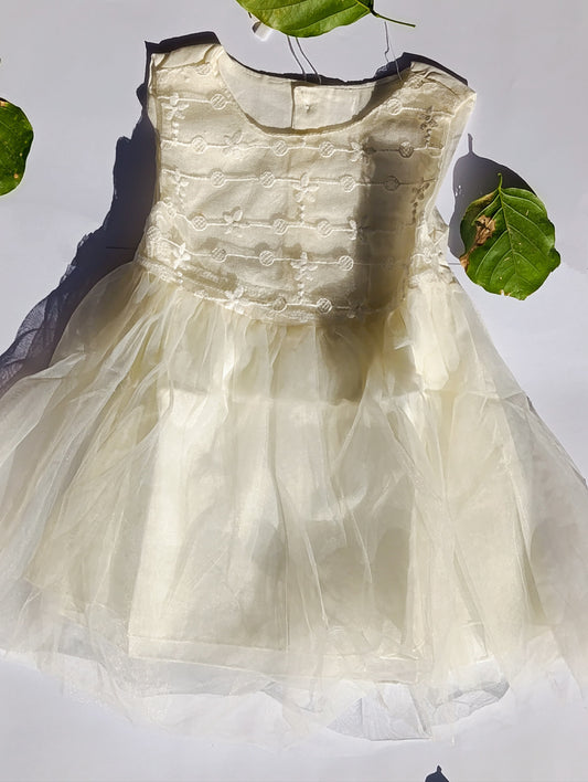 Girl white frock with cotton inner